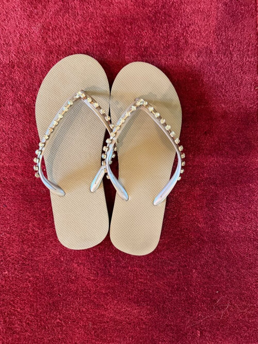 Shade & Shores Woman’s COPPER/MARY Jeweled Sandals, Shoes, Flip Flops Size 8
